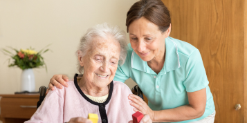 Caregiver providing dementia and Alzheimer's care in Orange County, CA